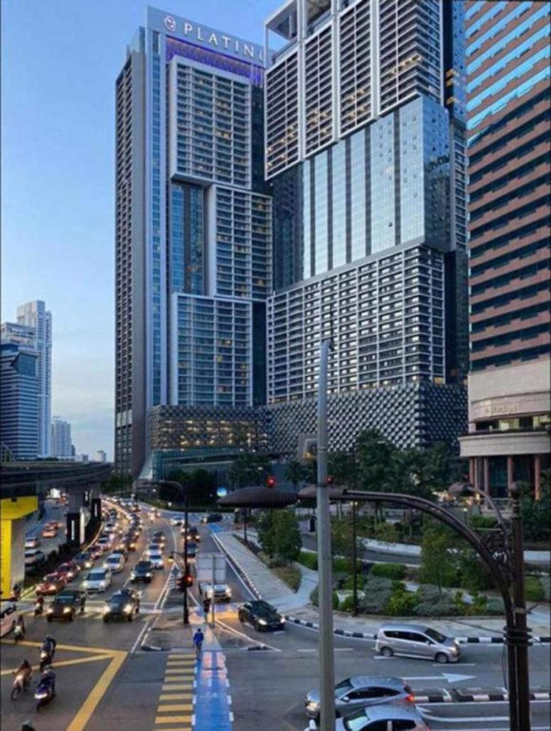 Апартаменти The Platinum Klcc By Infinity Pool Куала-Лумпур Екстер'єр фото